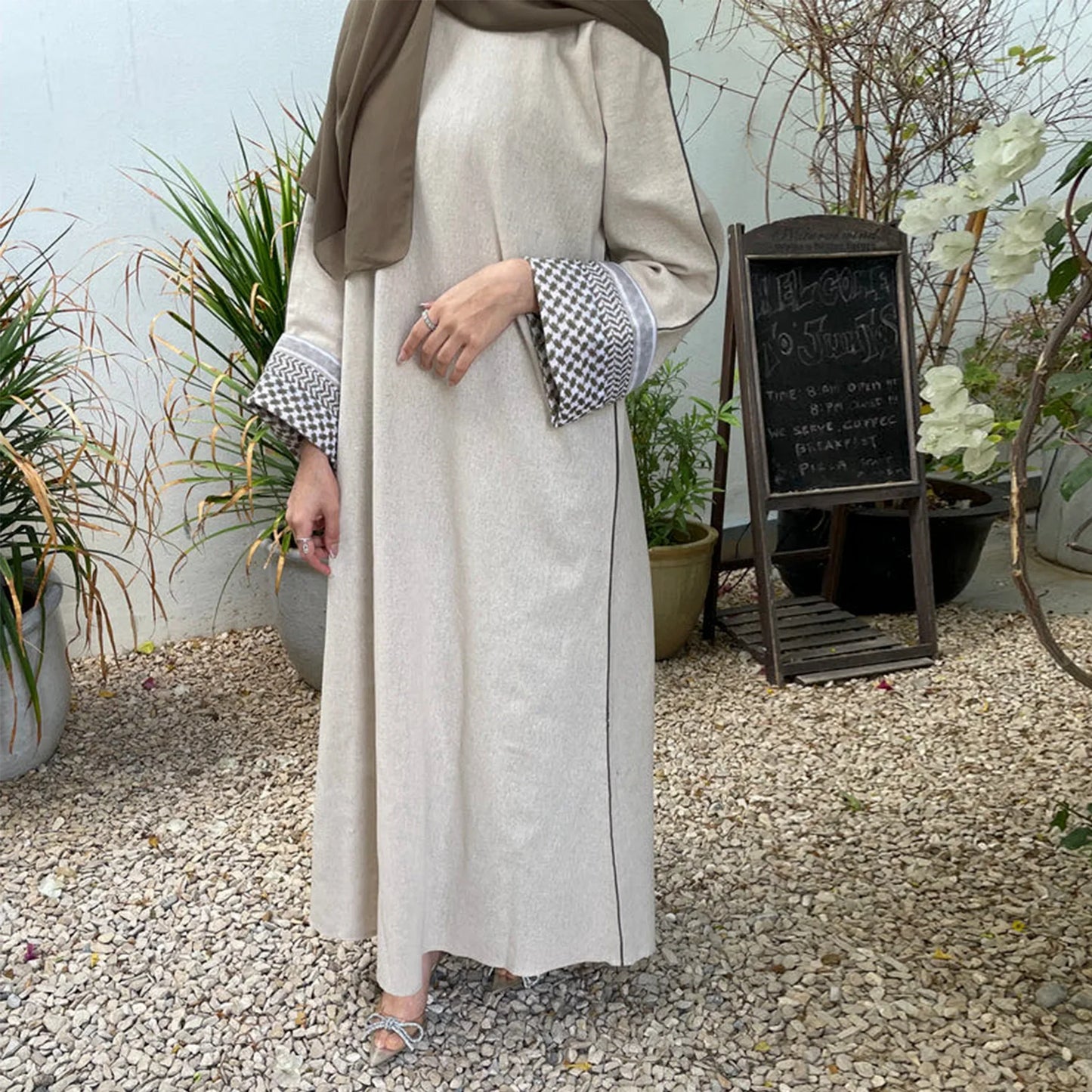 Kuffiyeh Linen Abaya